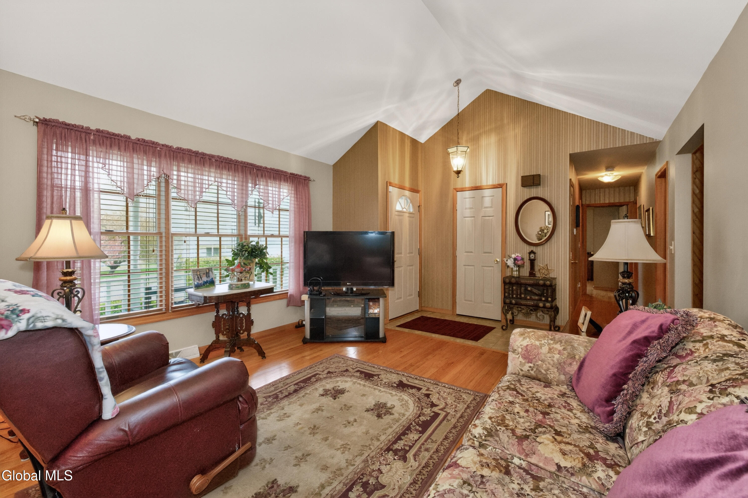 3 Rosemary Drive Troy NY 12180