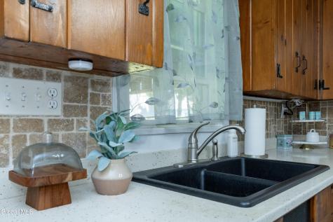 2 Arden Road Schenectady NY 12302
