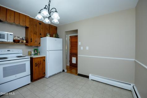 2 Arden Road Schenectady NY 12302