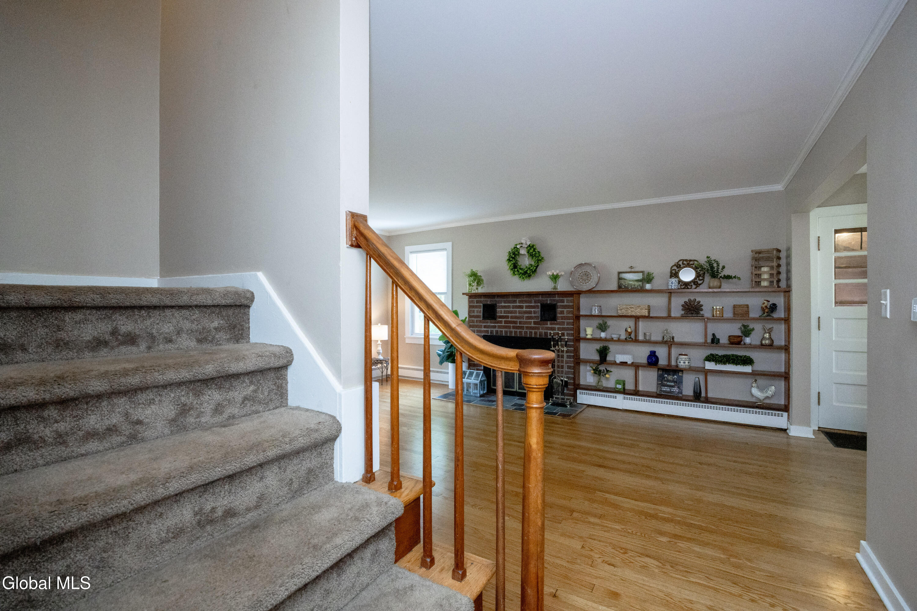 2 Arden Road Schenectady NY 12302