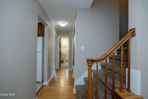2 Arden Road Schenectady NY 12302