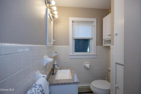2 Arden Road Schenectady NY 12302