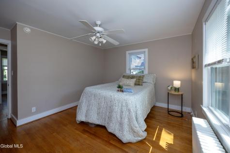 2 Arden Road Schenectady NY 12302