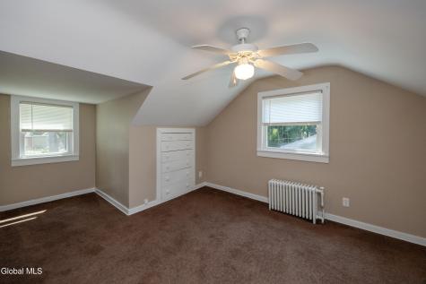 2 Arden Road Schenectady NY 12302