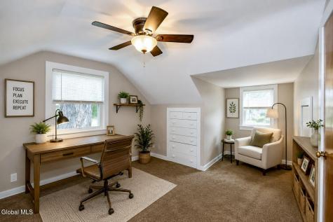 2 Arden Road Schenectady NY 12302