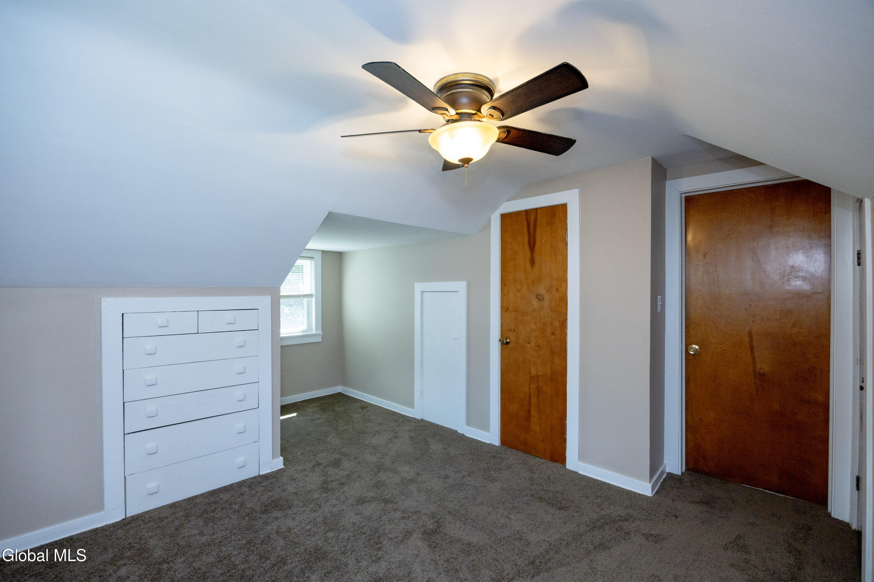 2 Arden Road Schenectady NY 12302