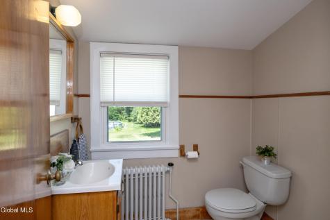 2 Arden Road Schenectady NY 12302