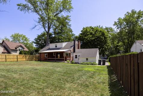 2 Arden Road Schenectady NY 12302