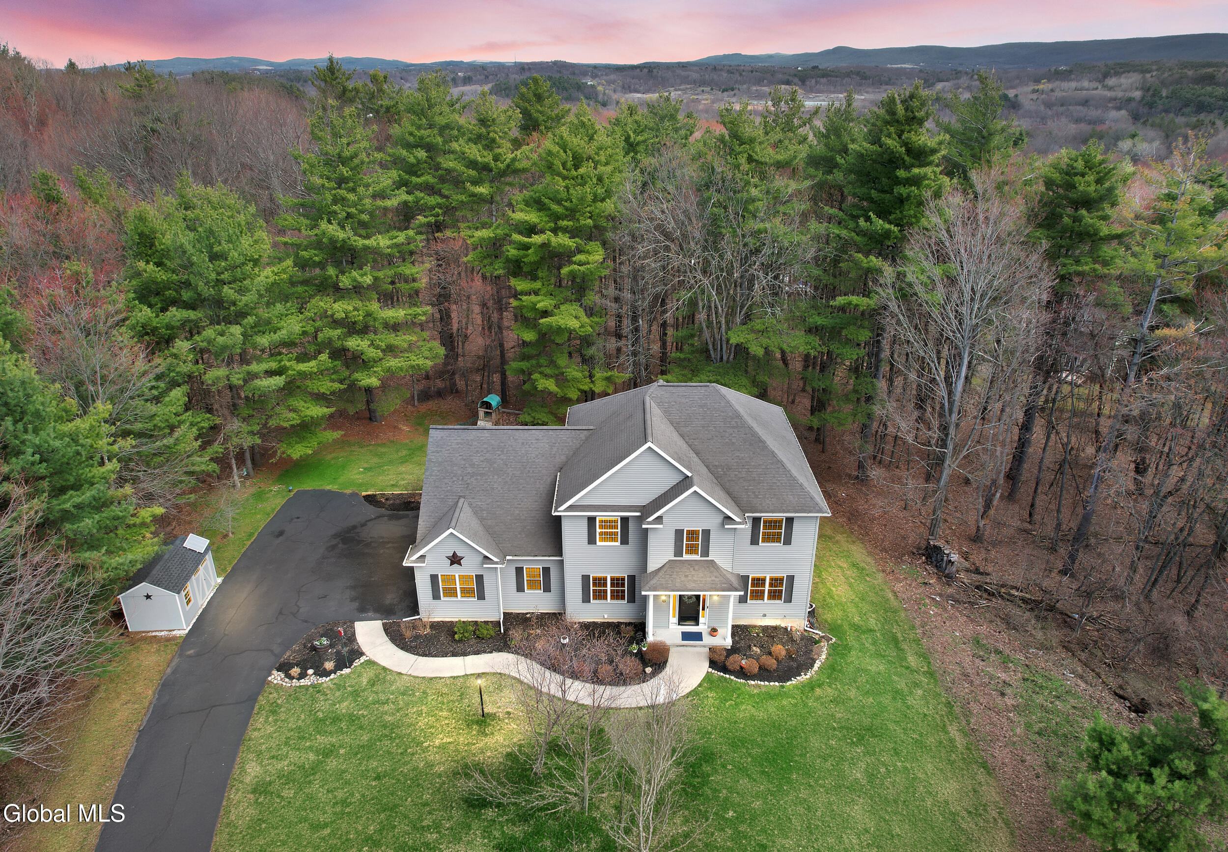 6 Sunrise Terrace Wynantskill NY 12198