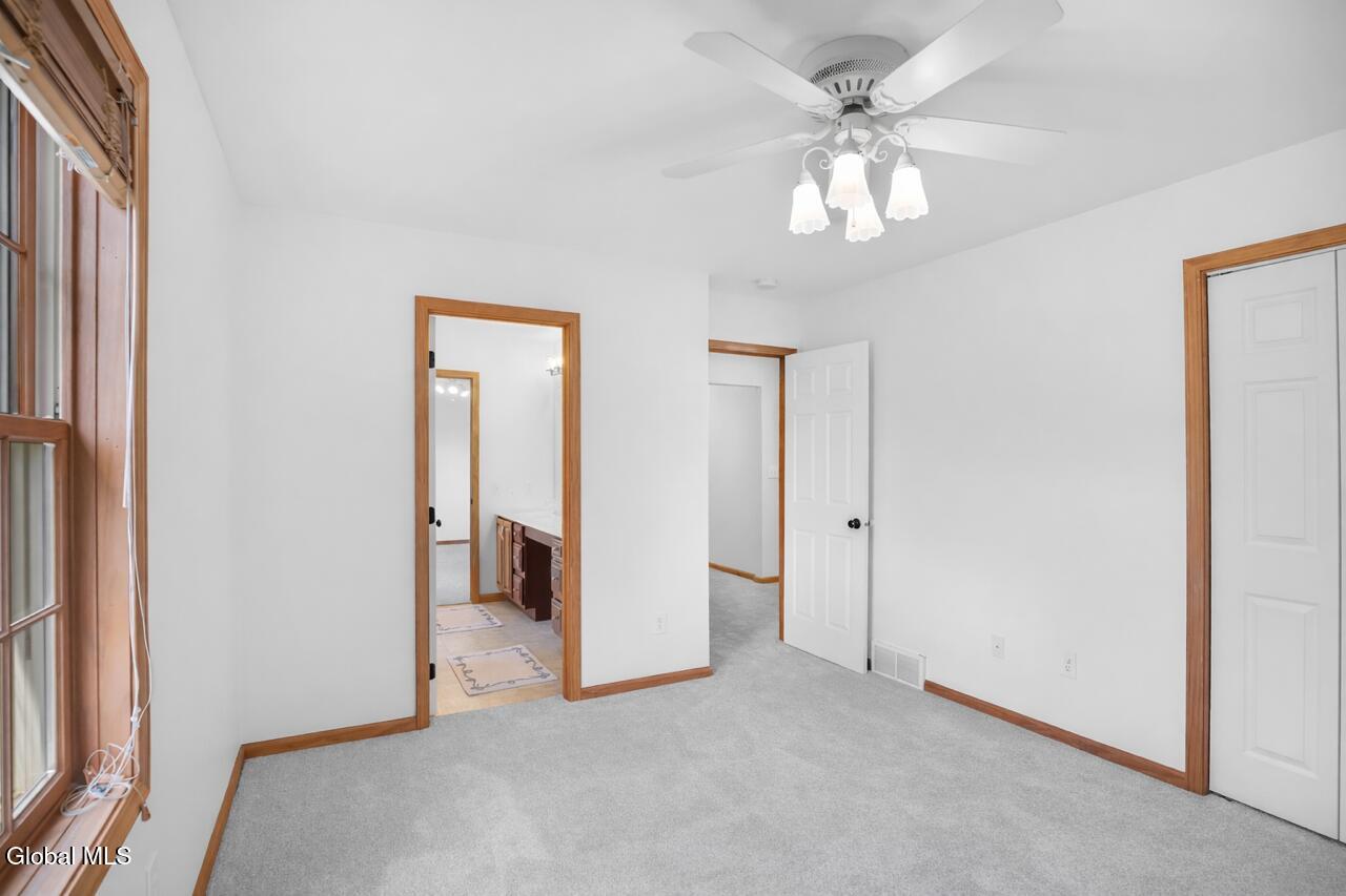 6 Sunrise Terrace Wynantskill NY 12198