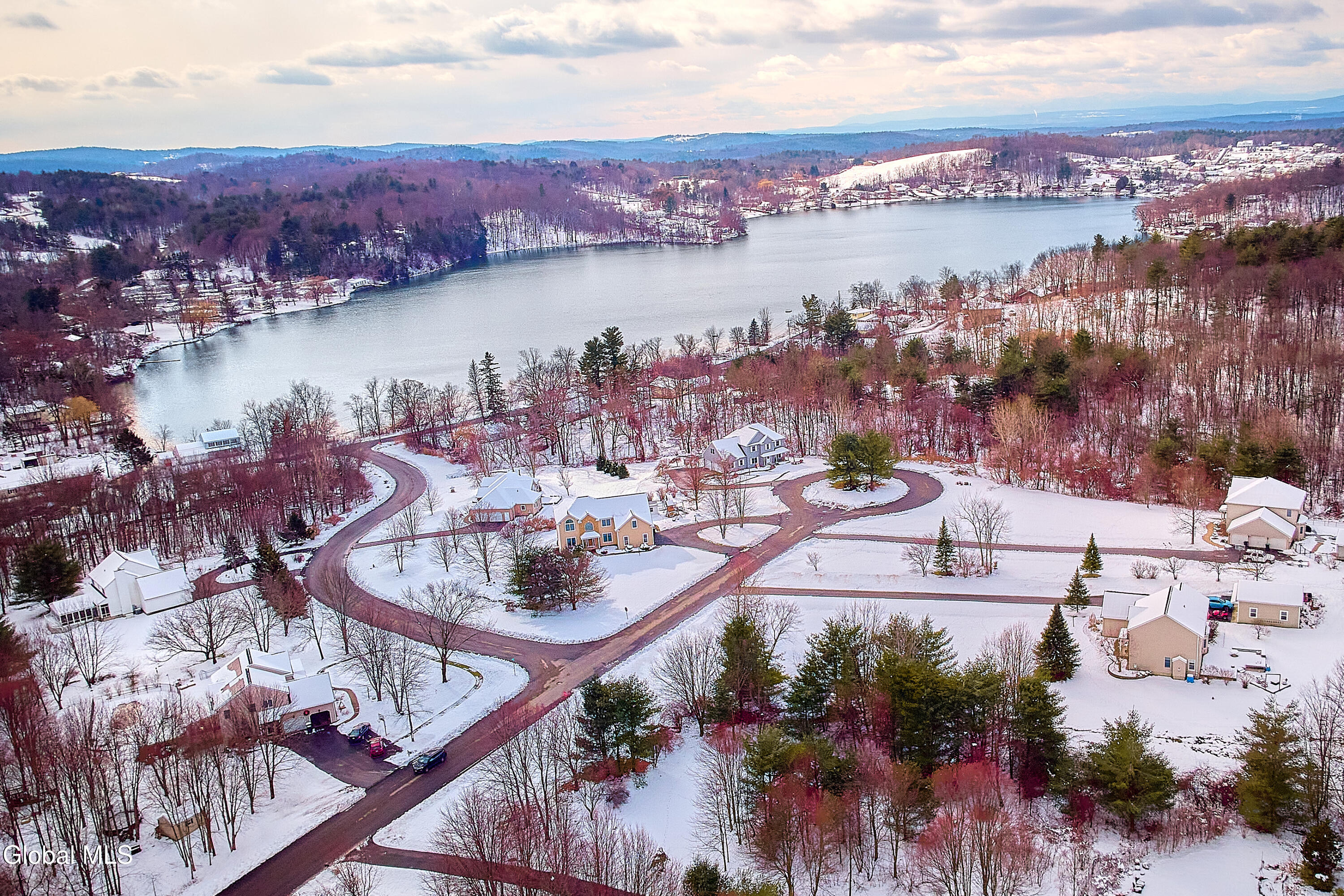 6 Sunrise Terrace Wynantskill NY 12198