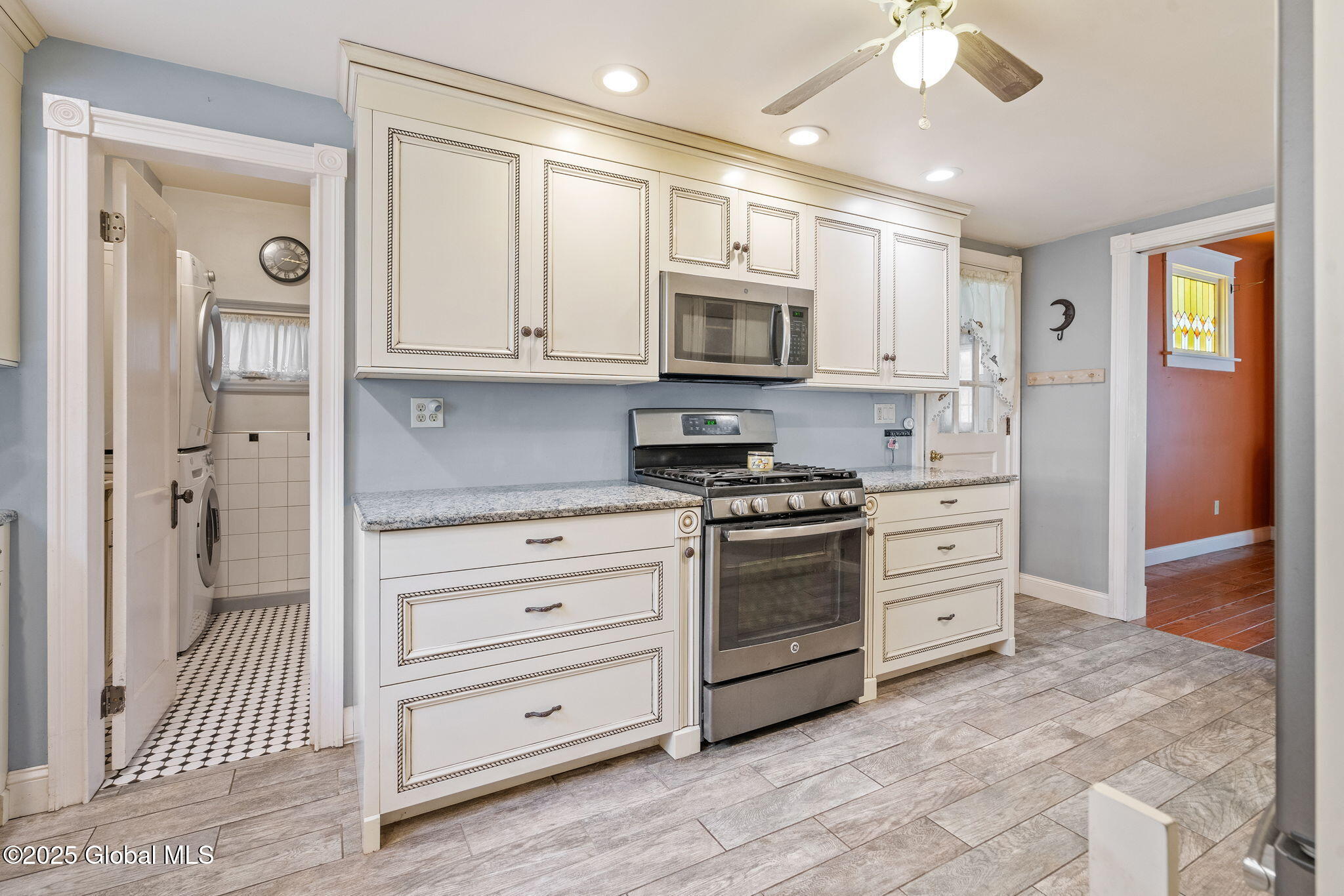 252 Main Street Schoharie NY 12157