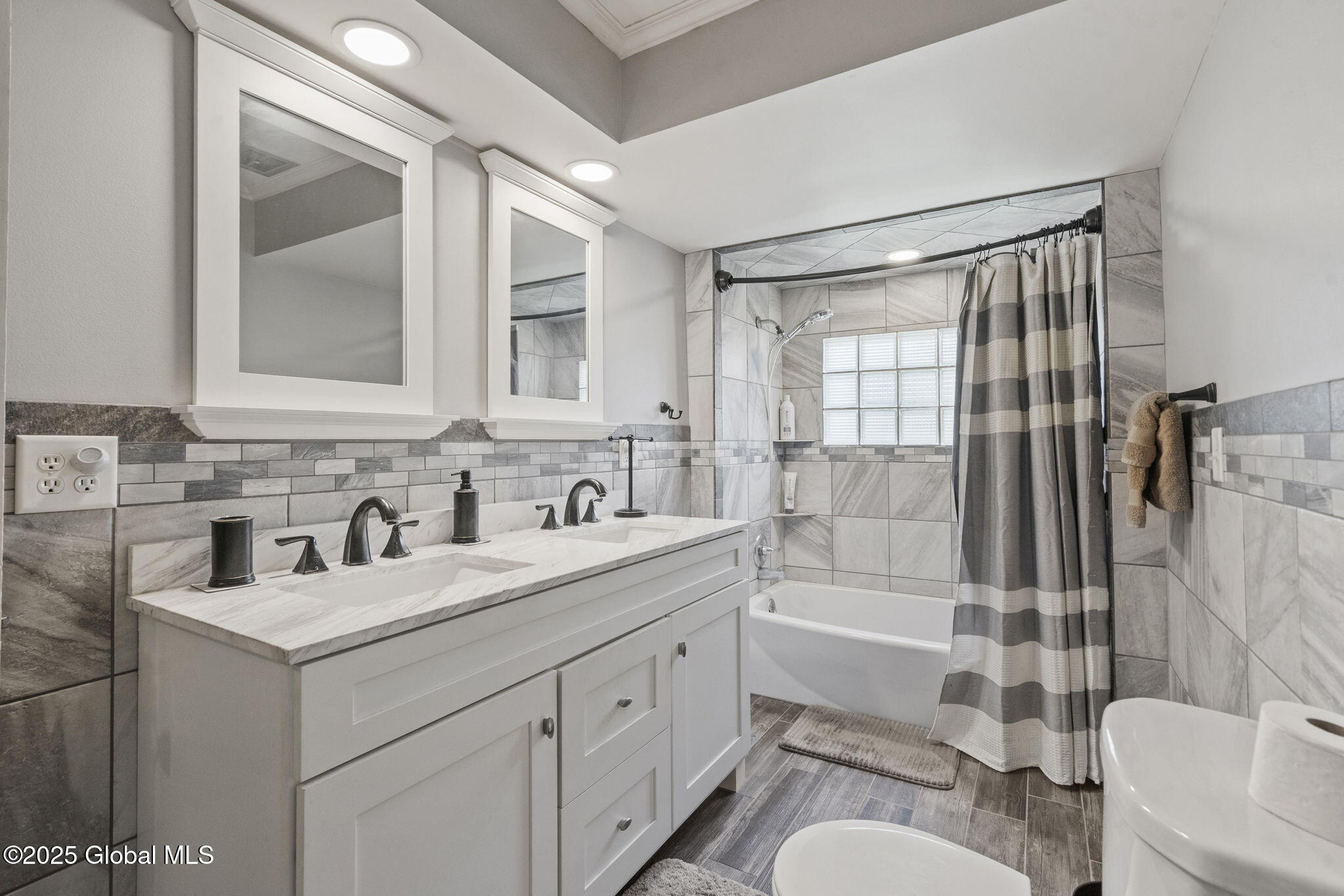 252 Main Street Schoharie NY 12157
