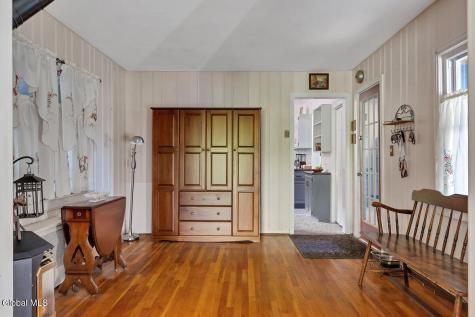 37 Academy Road Albany NY 12208