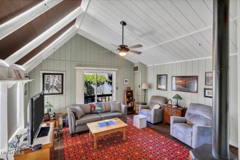 37 Academy Road Albany NY 12208