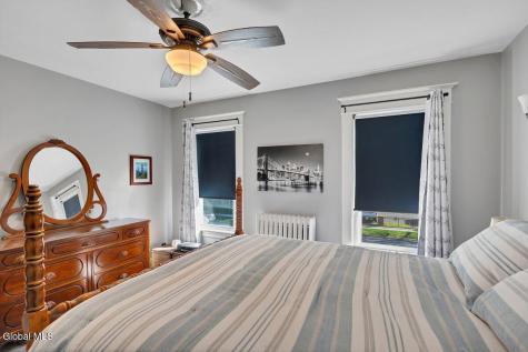 37 Academy Road Albany NY 12208