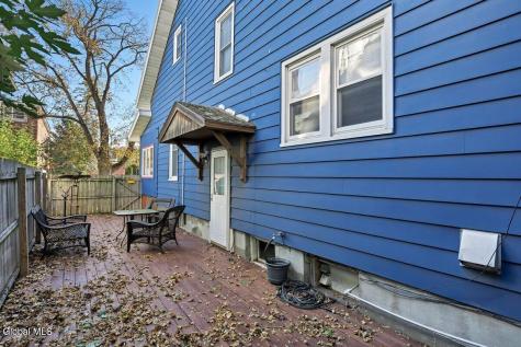 37 Academy Road Albany NY 12208