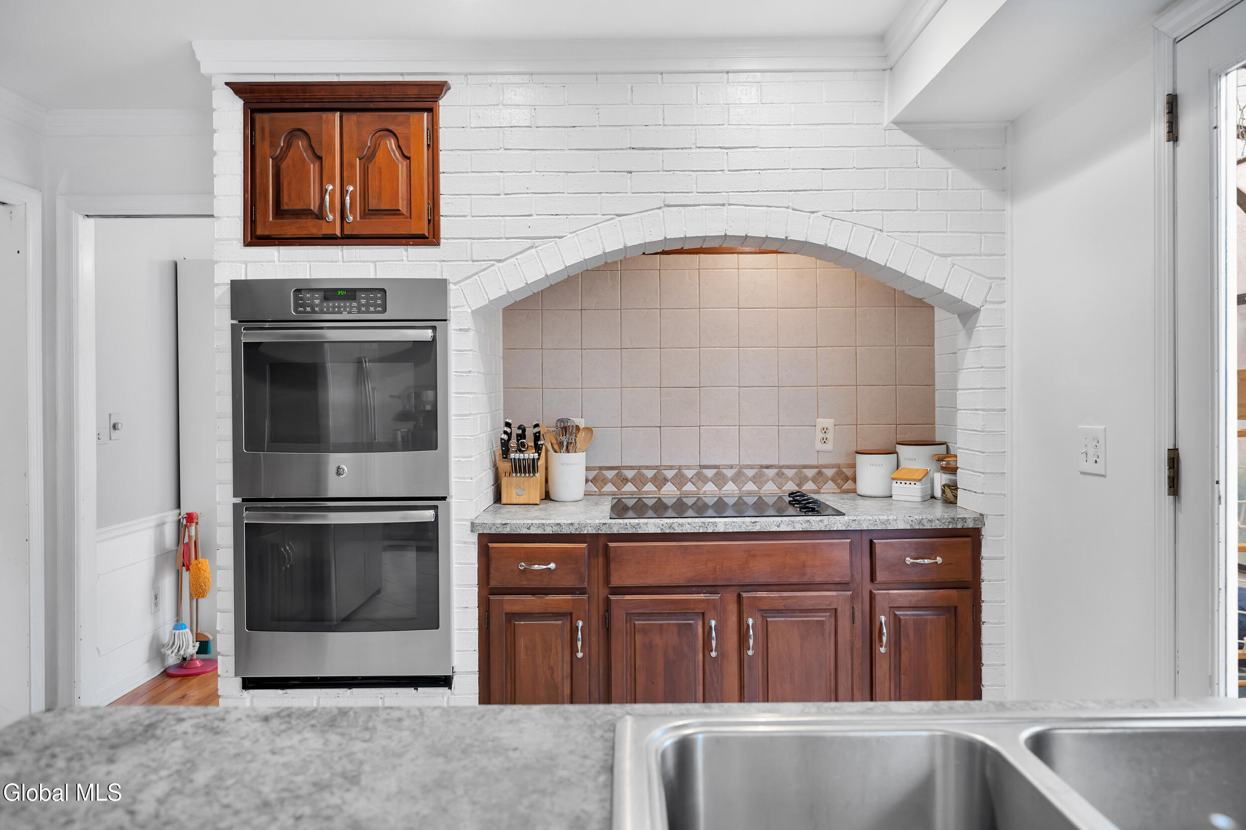 2 Madrid Court Clifton Park NY 12065