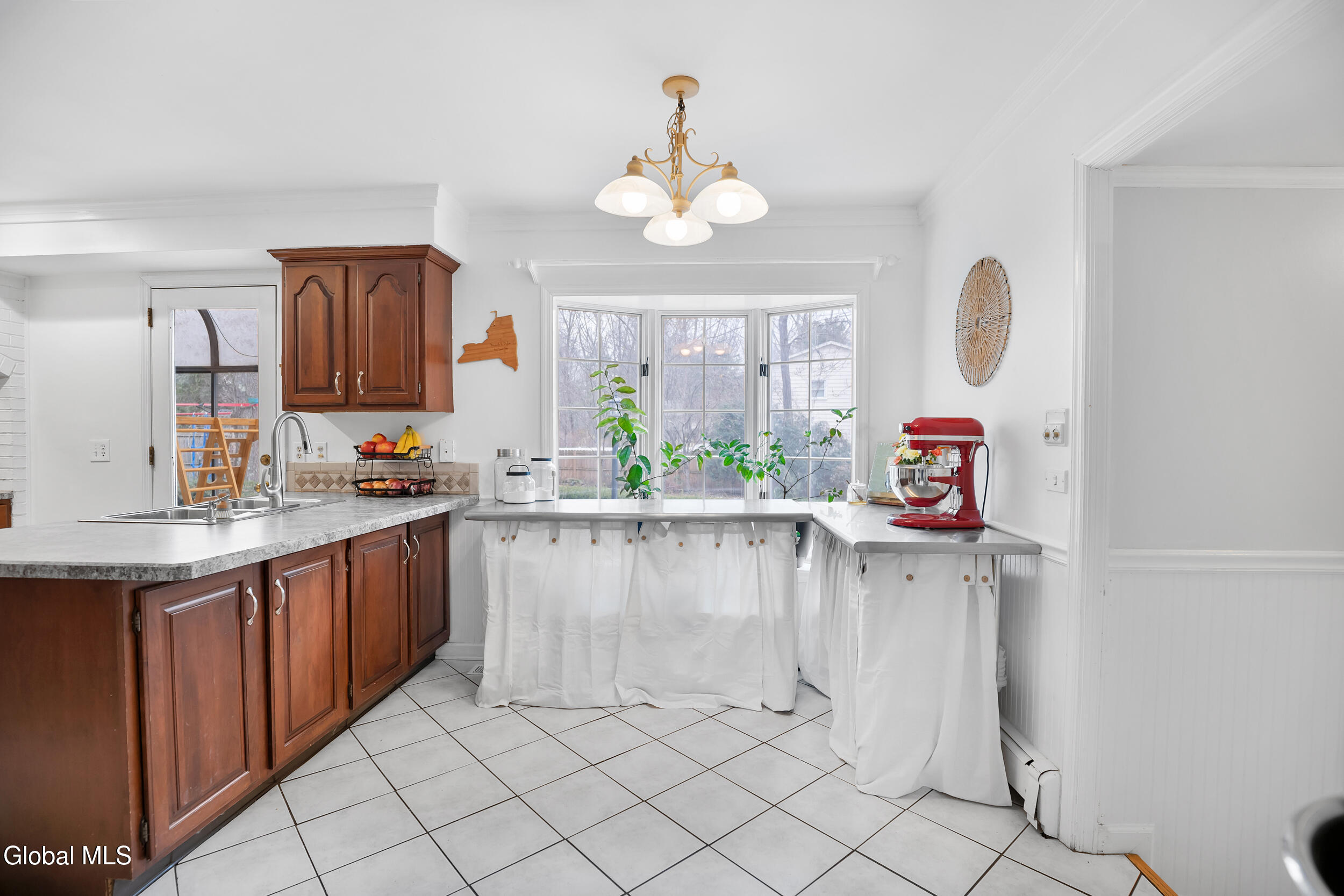 2 Madrid Court Clifton Park NY 12065
