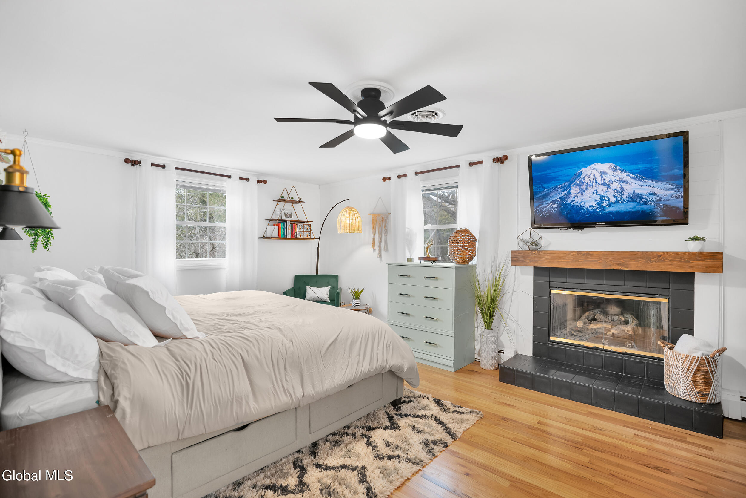 2 Madrid Court Clifton Park NY 12065