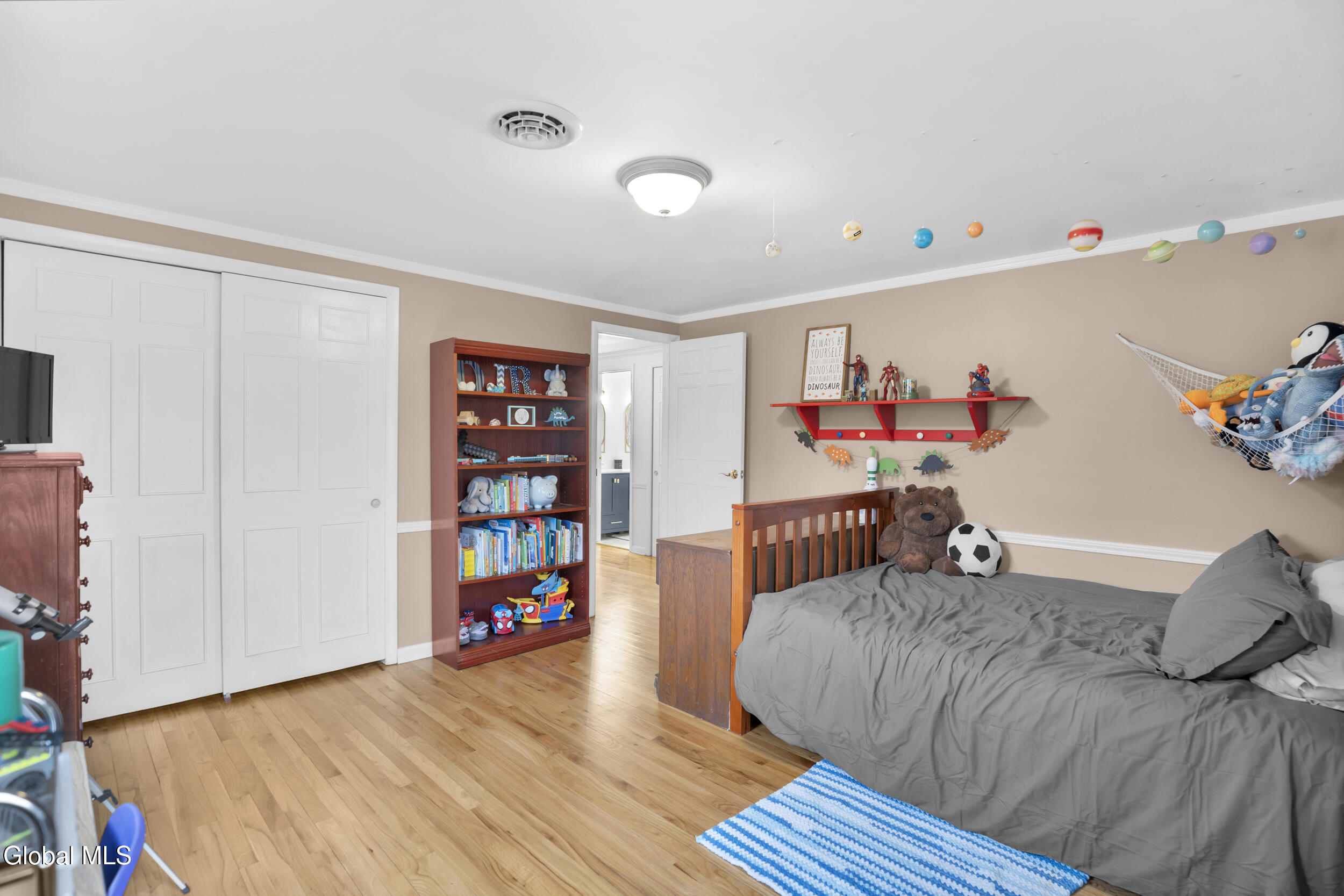 2 Madrid Court Clifton Park NY 12065