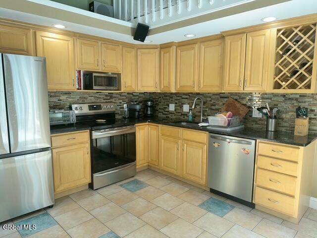 11 Sand Spurrey Road Malta NY 12020