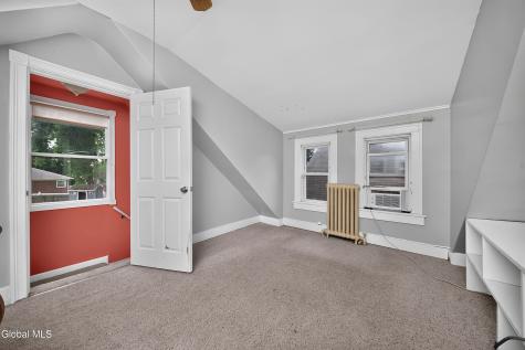 90 Hazelhurst Avenue Albany NY 12203