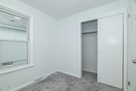 38 Morris Road Schenectady NY 12304
