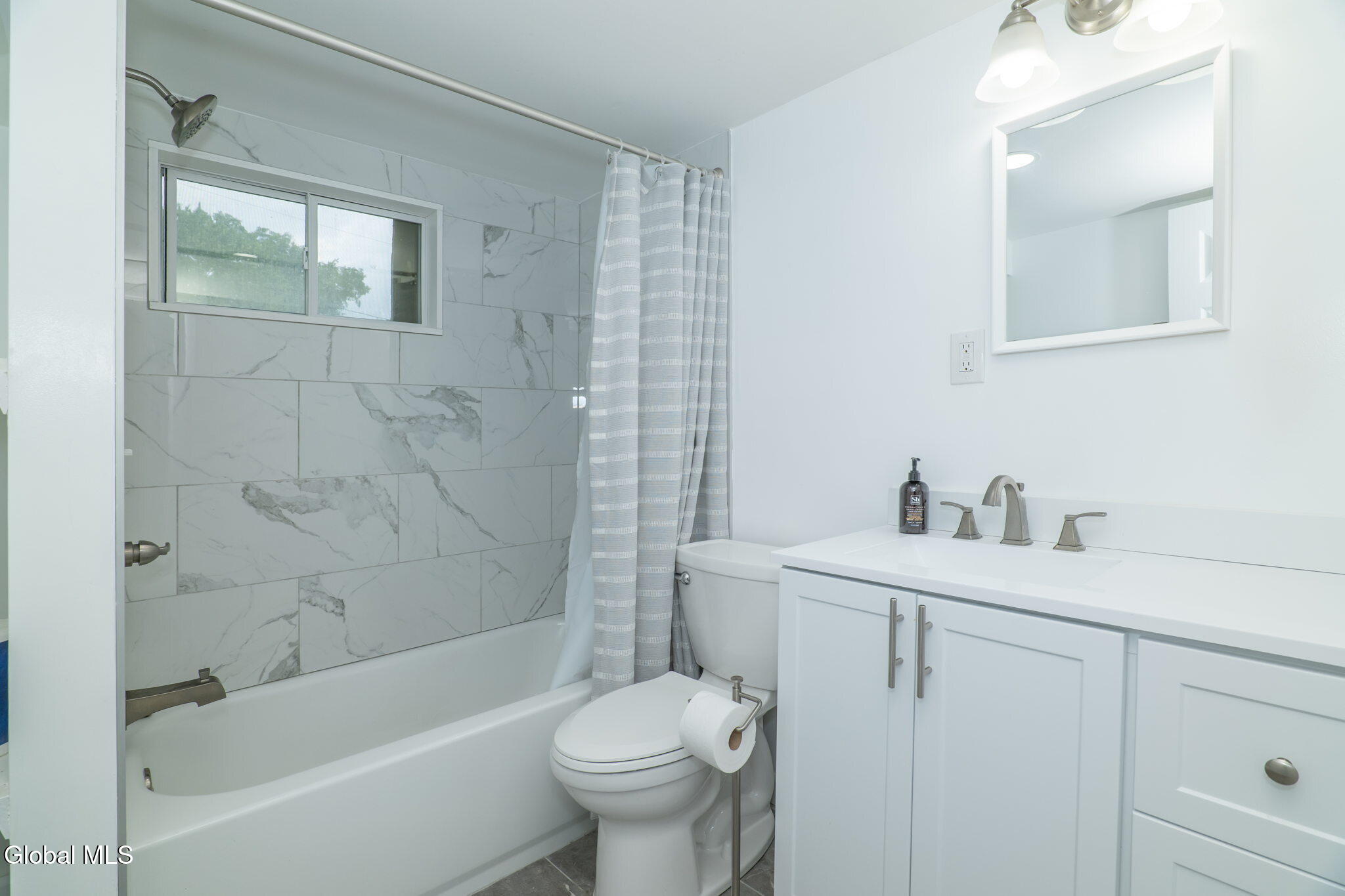 38 Morris Road Schenectady NY 12304