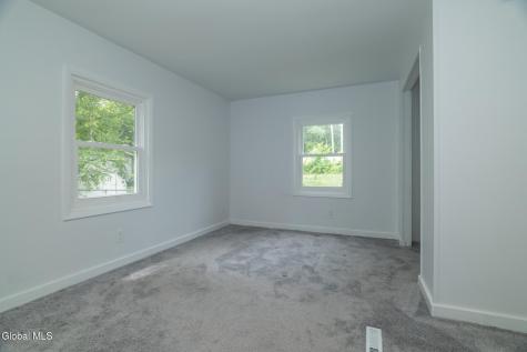 38 Morris Road Schenectady NY 12304