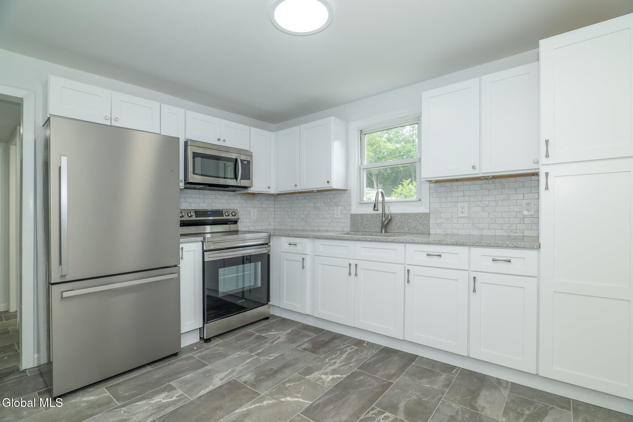 38 Morris Road Schenectady NY 12304