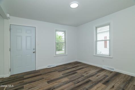 38 Morris Road Schenectady NY 12304