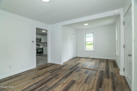 38 Morris Road Schenectady NY 12304