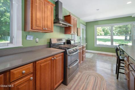 65 Glenridge Road Glenville NY 12302