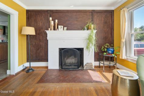 65 Glenridge Road Glenville NY 12302