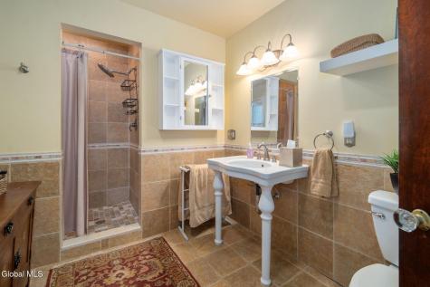 65 Glenridge Road Glenville NY 12302