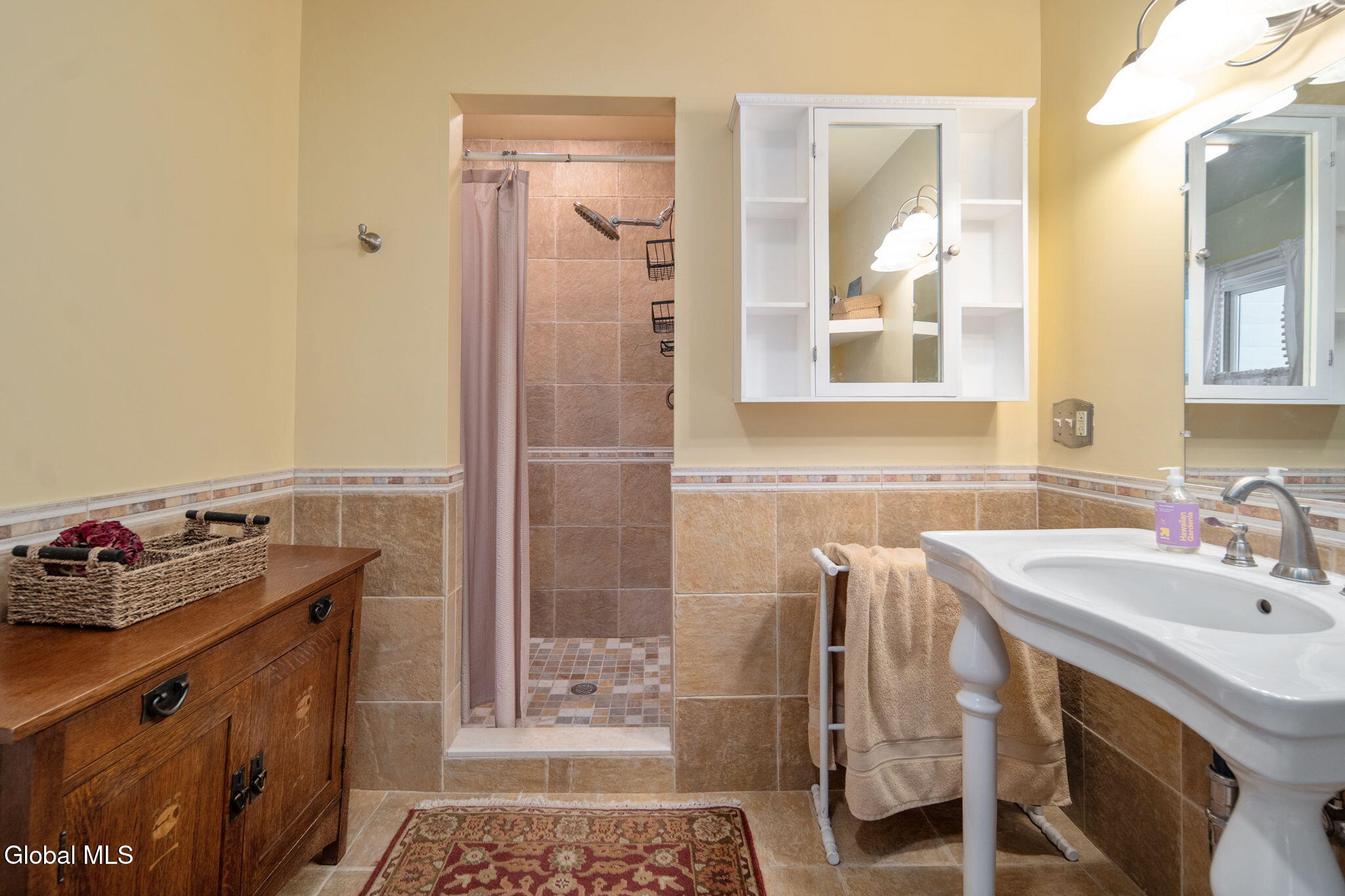 65 Glenridge Road Glenville NY 12302