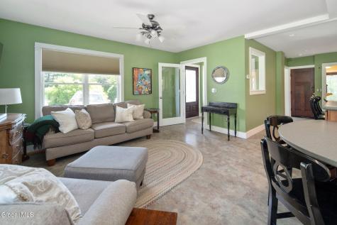 65 Glenridge Road Glenville NY 12302