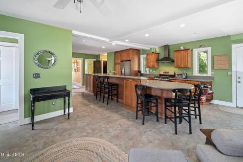 65 Glenridge Road Glenville NY 12302