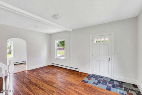 4 Russell Avenue Ravena NY 12143