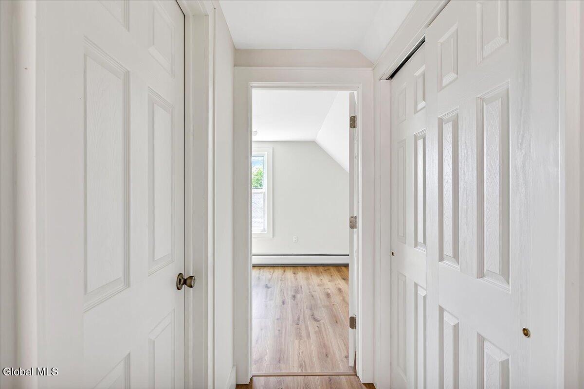 4 Russell Avenue Ravena NY 12143