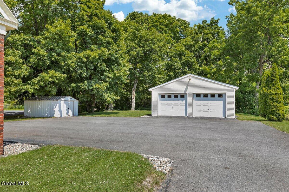4 Russell Avenue Ravena NY 12143