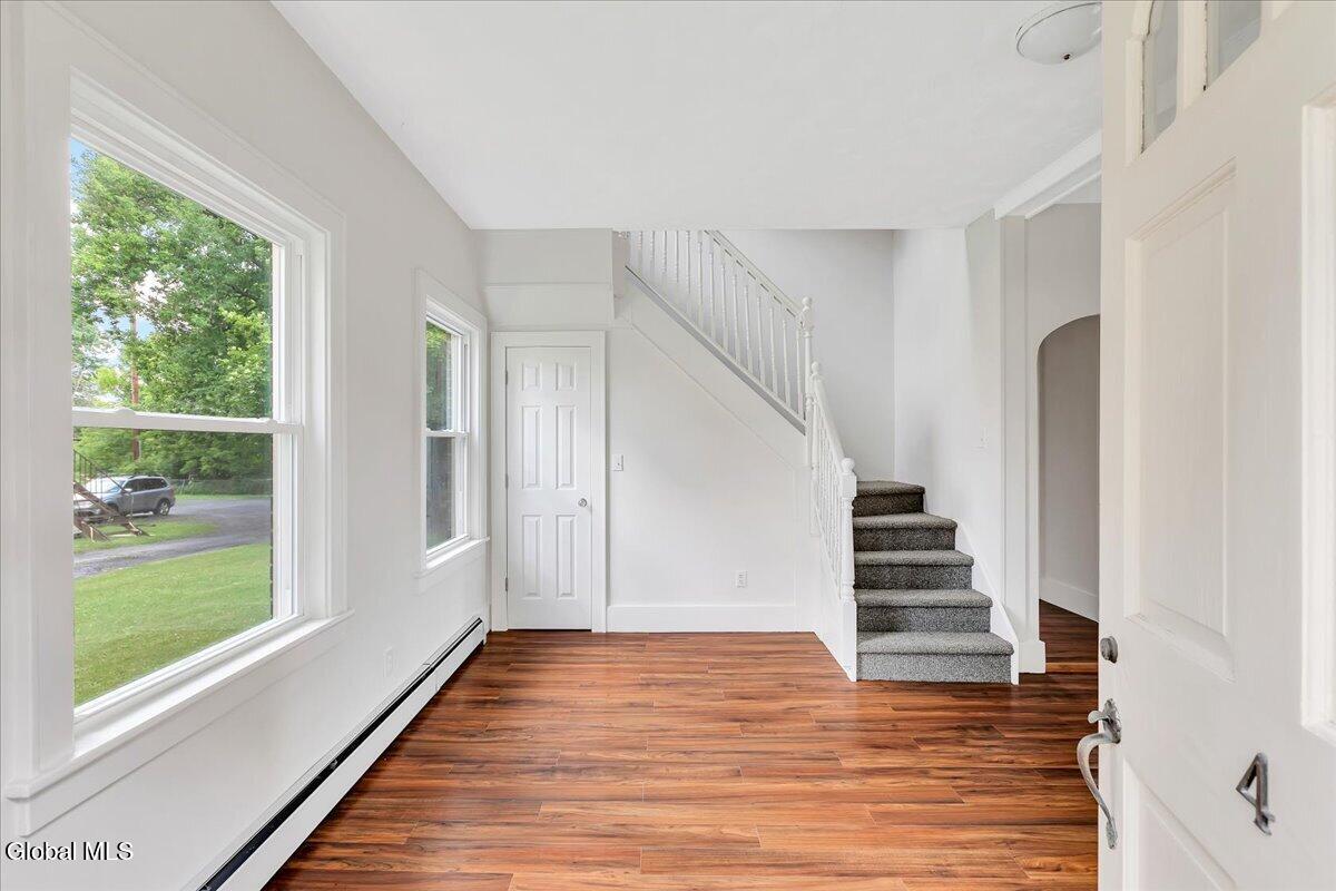 4 Russell Avenue Ravena NY 12143