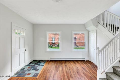 4 Russell Avenue Ravena NY 12143