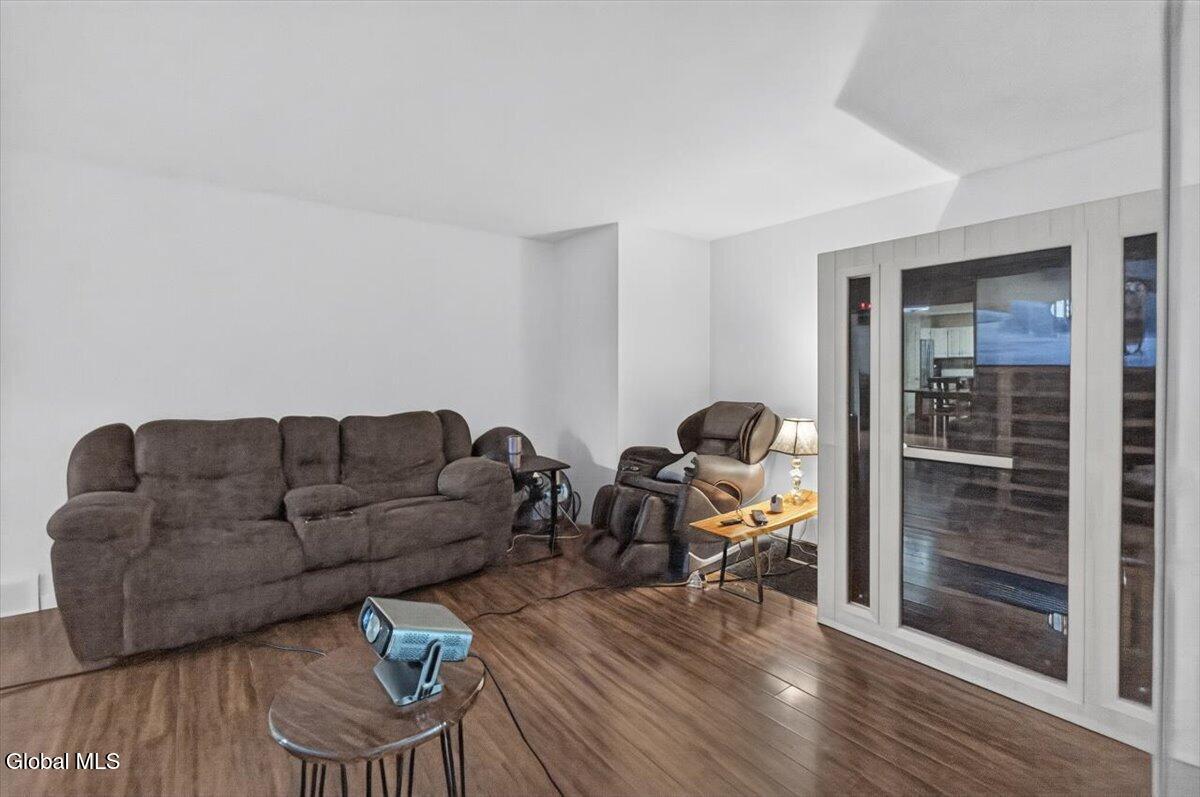 104 Old Coach Road Clifton Park NY 12065