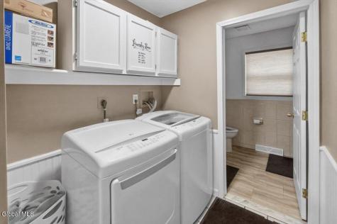 104 Old Coach Road Clifton Park NY 12065