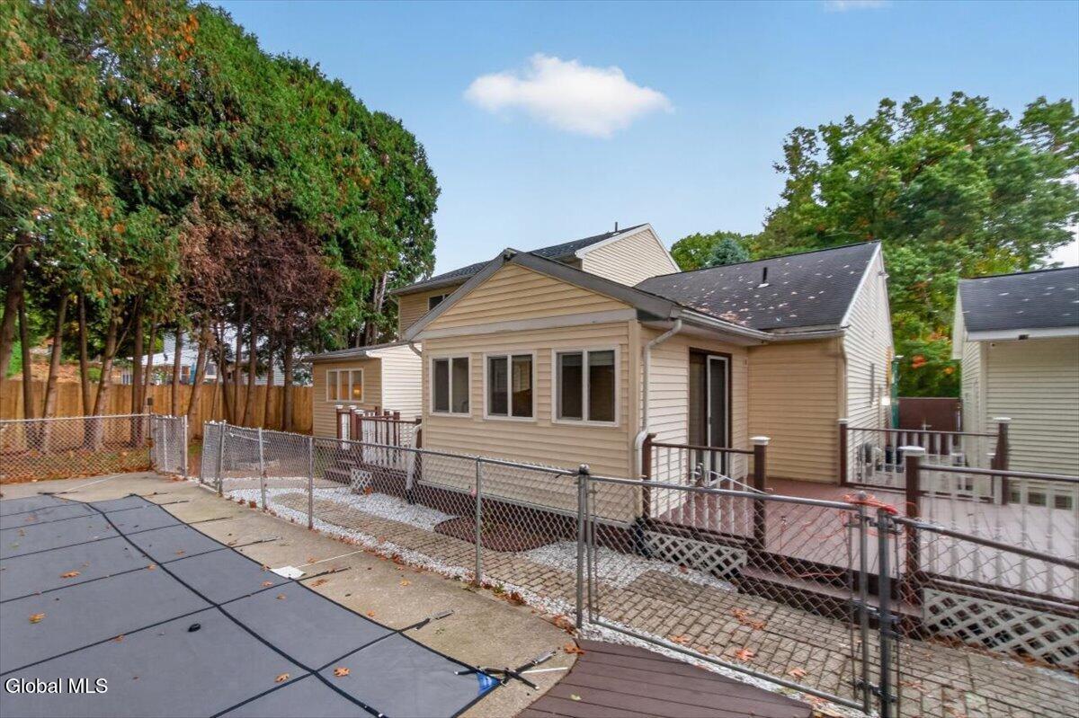 104 Old Coach Road Clifton Park NY 12065