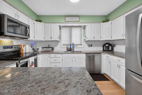 104 Old Coach Road Clifton Park NY 12065