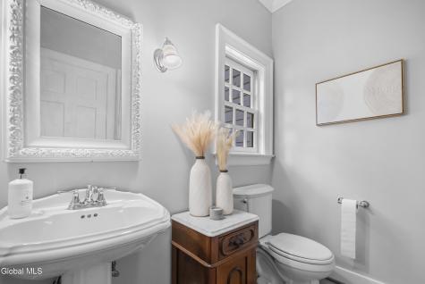 45 Tabor Road Halfmoon NY 12118