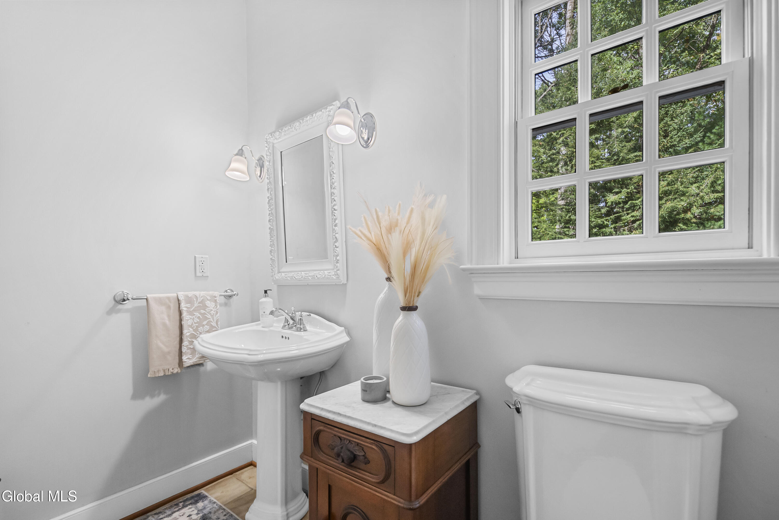 45 Tabor Road Halfmoon NY 12118